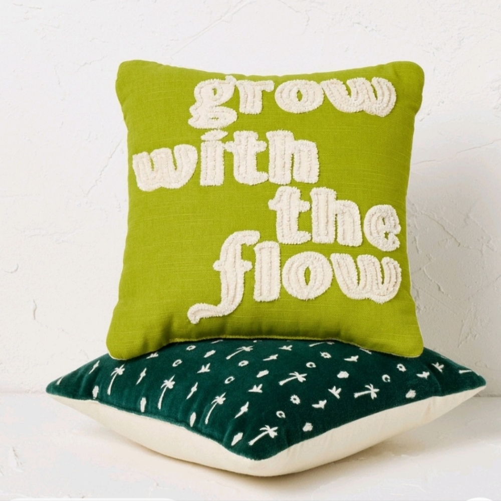 Opalhouse with Jungalow NWT 2-pack mini throw pillow set "Grow with the Flow"